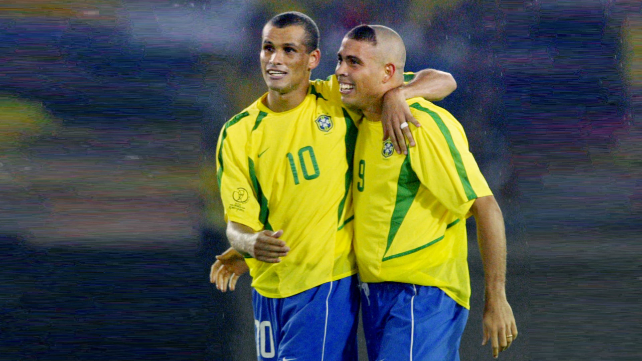 则展现出更 则展现出更