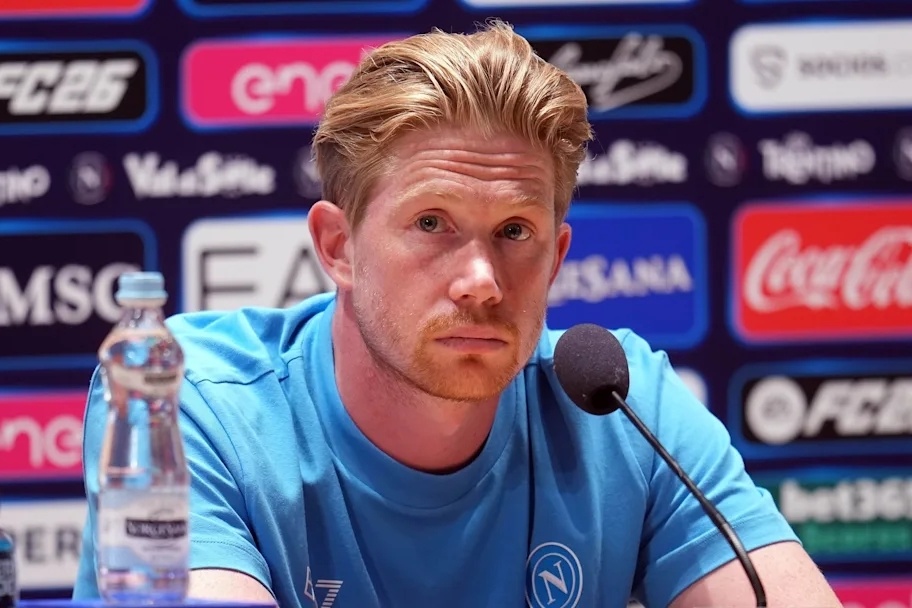 并通过租借 并通过租借