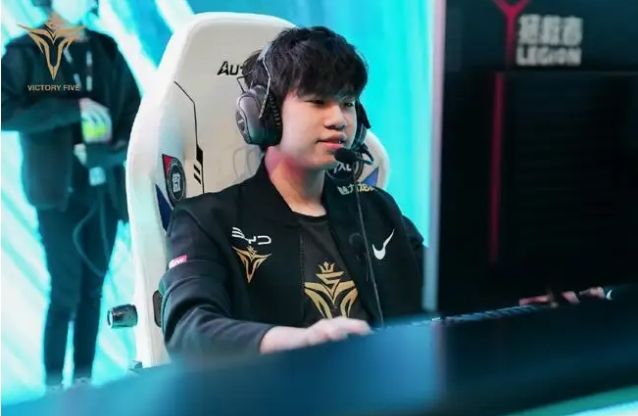 列出色的成 列出色的成