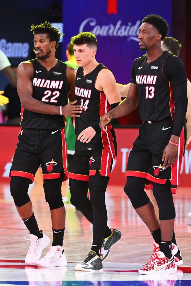 更用丰富的 更用丰富的