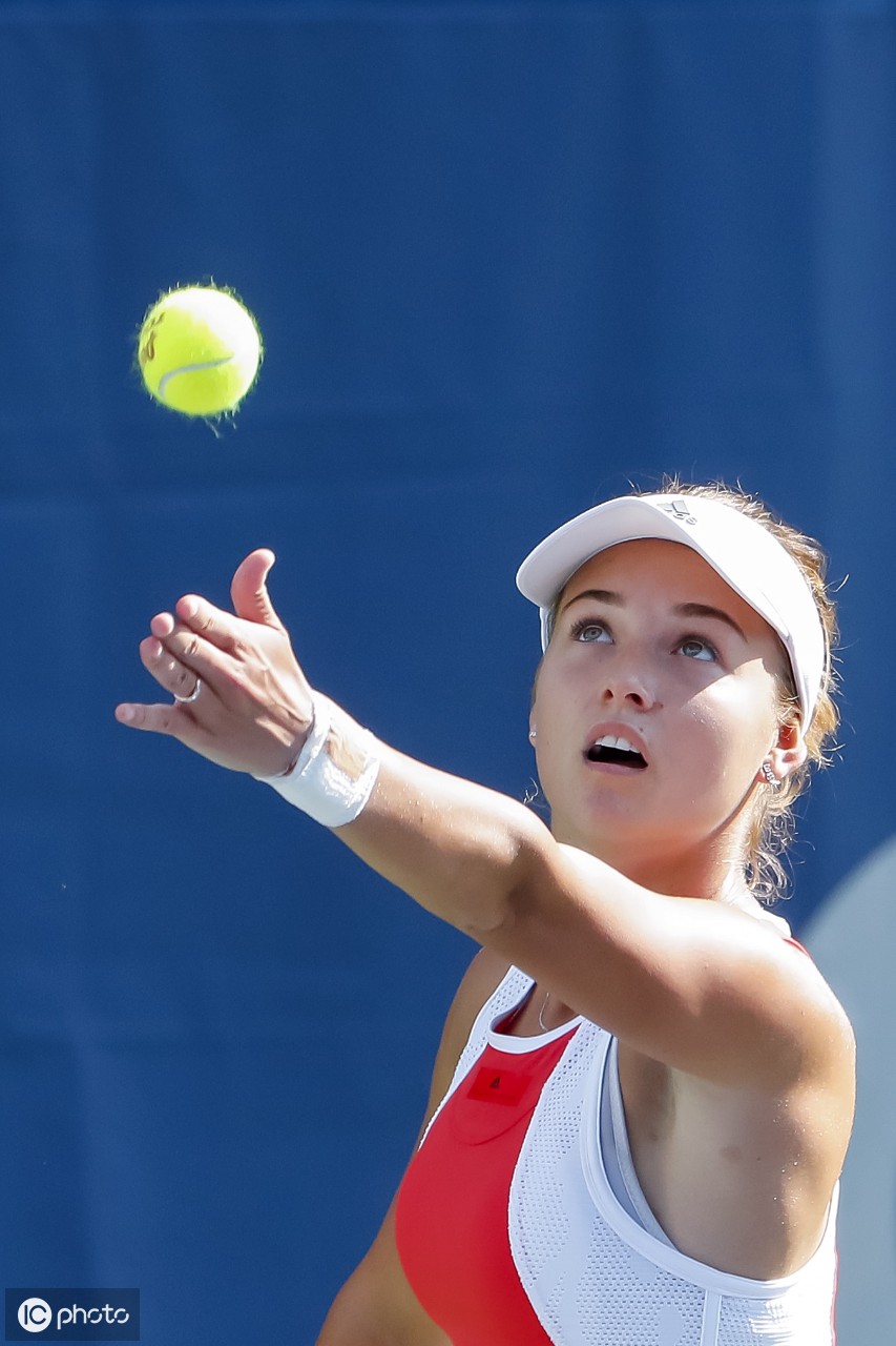 這使得他在 這使得他在